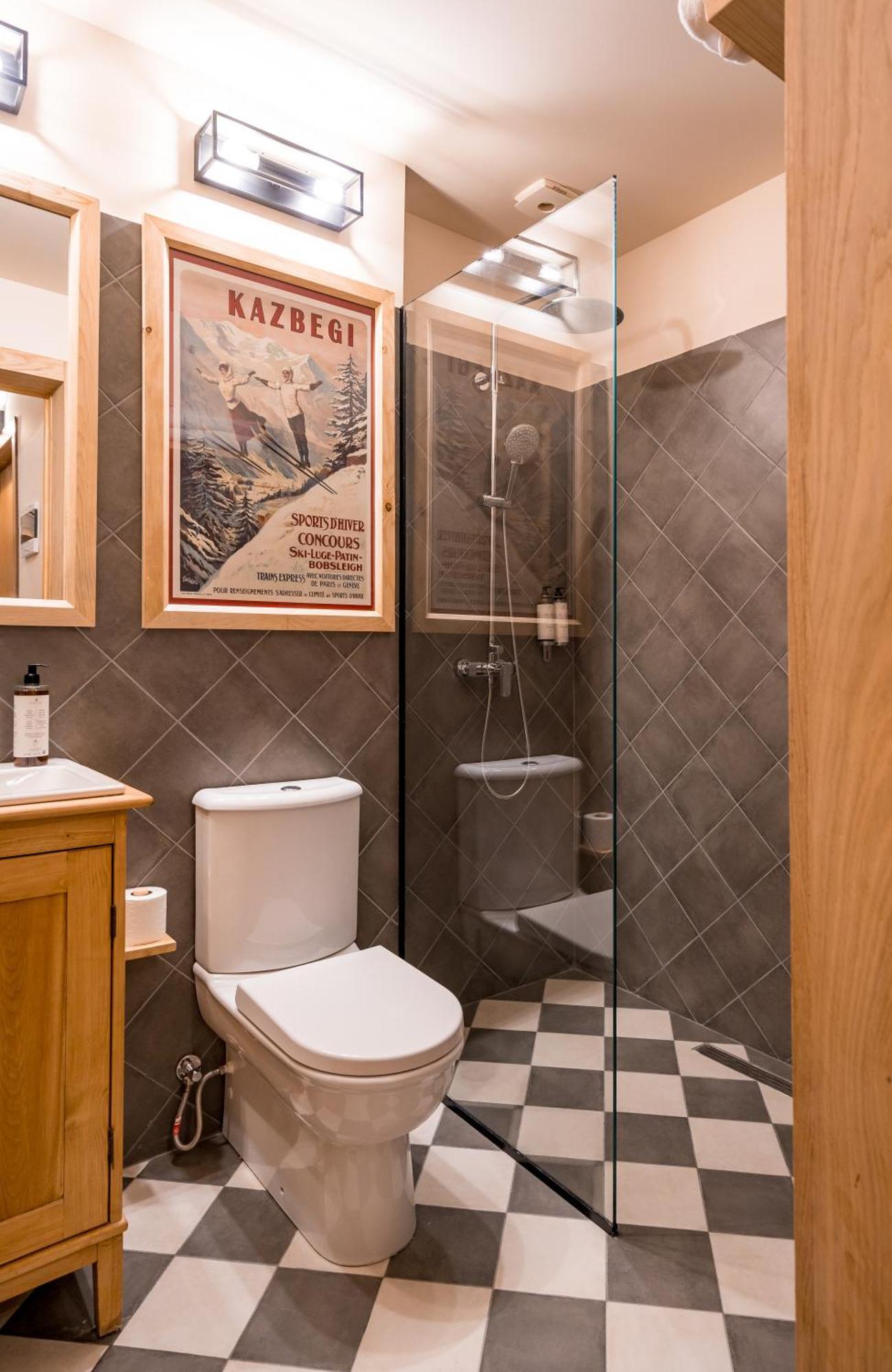 1740 Boutique Hotel Kazbegi Екстериор снимка