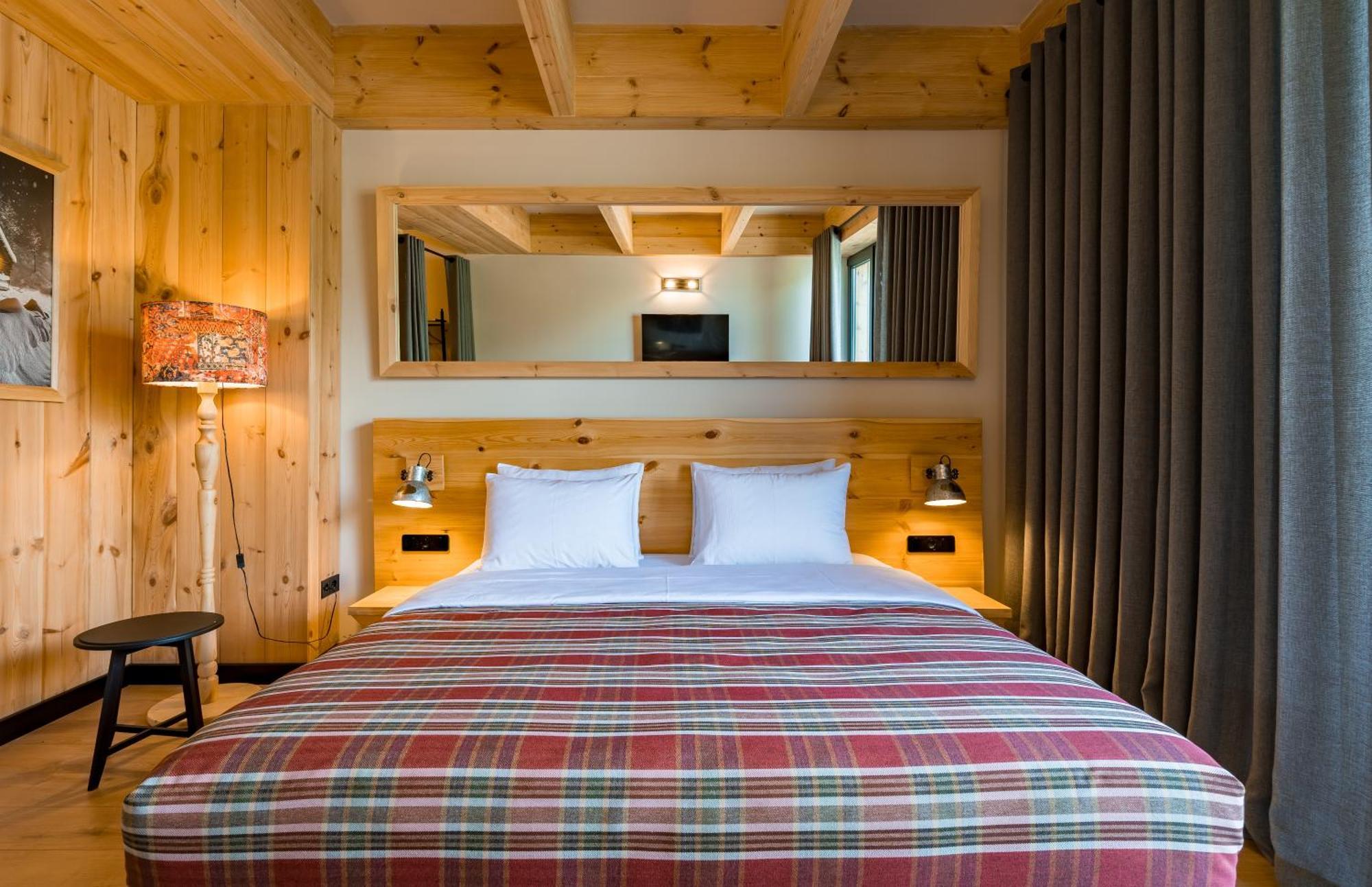 1740 Boutique Hotel Kazbegi Екстериор снимка