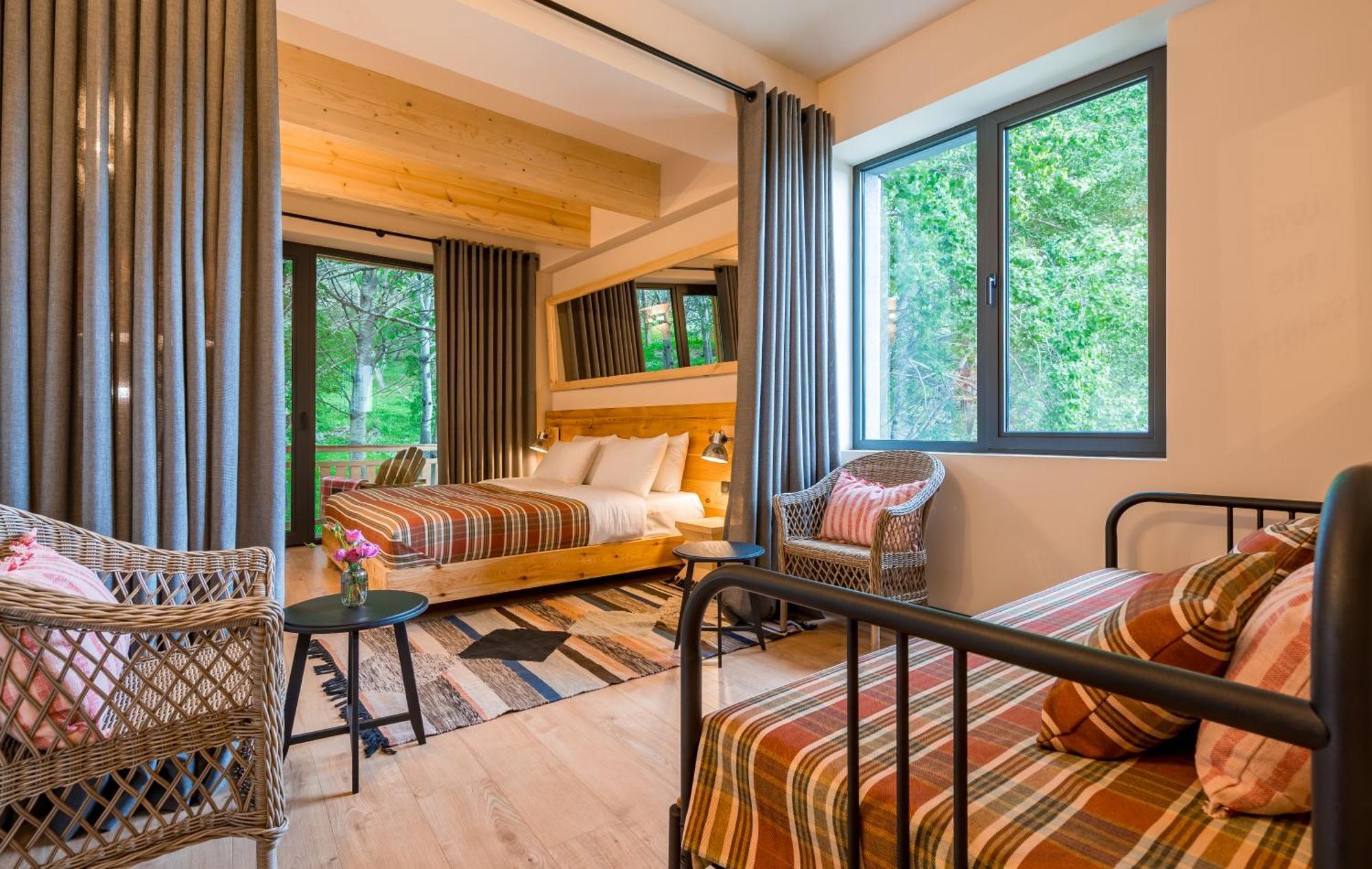 1740 Boutique Hotel Kazbegi Екстериор снимка